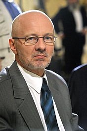 Sprawiedliwi (2)