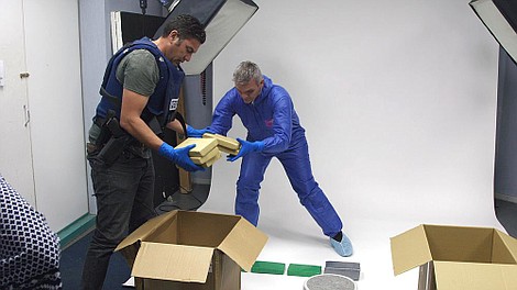 Strzegąc granic: MDMA równa się bałagan (5)