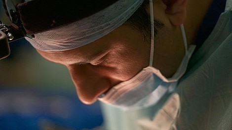 Superchirurdzy: między życiem a śmiercią (1)
