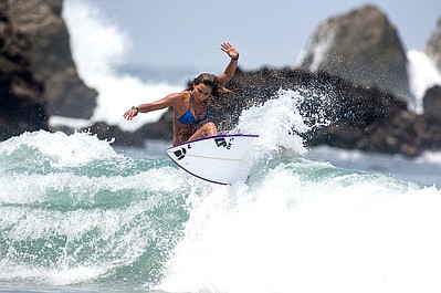 Surfing: Hurley Pro Sunset Beach