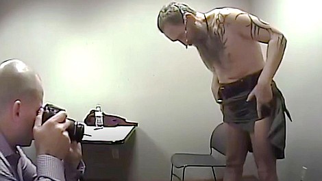 Tajemnice pokoju przesłuchań 2: Masakra w Maine (14)