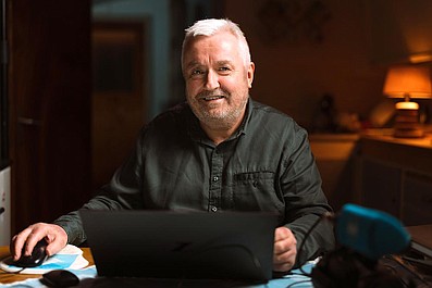 Tajny agent-wieloryb (1)