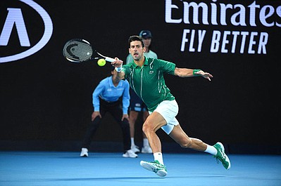 Tenis z archiwum: Madrid Open 2019 - finał gry pojedynczej mężczyzn: Novak Djokovic - Stefanos Tsitsipas 12.05.2019