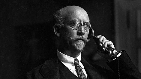 Triumf i upadek nazistów : Państwo rasowe: 1933-1934 (4)