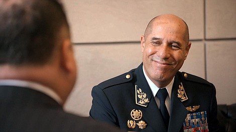 UFO: wojskowe biuro śledcze 2: Spotkania w przestworzach (7)