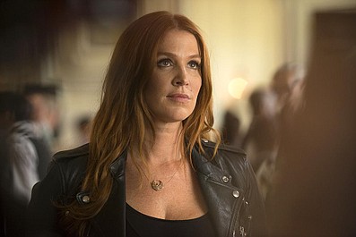 Unforgettable: Zapisane w pamięci 4: Z odległej przeszłości (1)