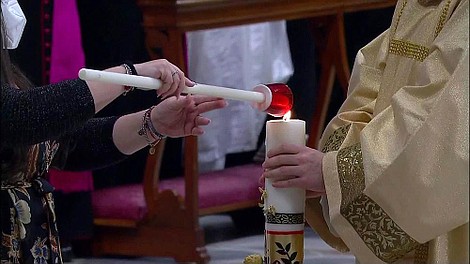 Wigilia Paschalna w Świętą Noc: Liturgia pod przewodnictwem Papieża Franciszka