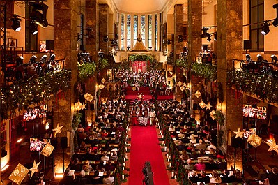 Wspólne kolędowanie - najpiękniejsze polskie melodie