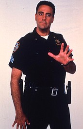 Wszyscy kochają Raymonda 4: Trening Debry (8)