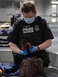 Złapać przemytnika: Gorący moment (2)