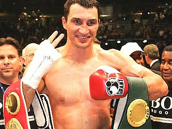 Boks: Walka o mistrzowskie pasy federacji IBF, WBO i IBO w Nowym Jorku