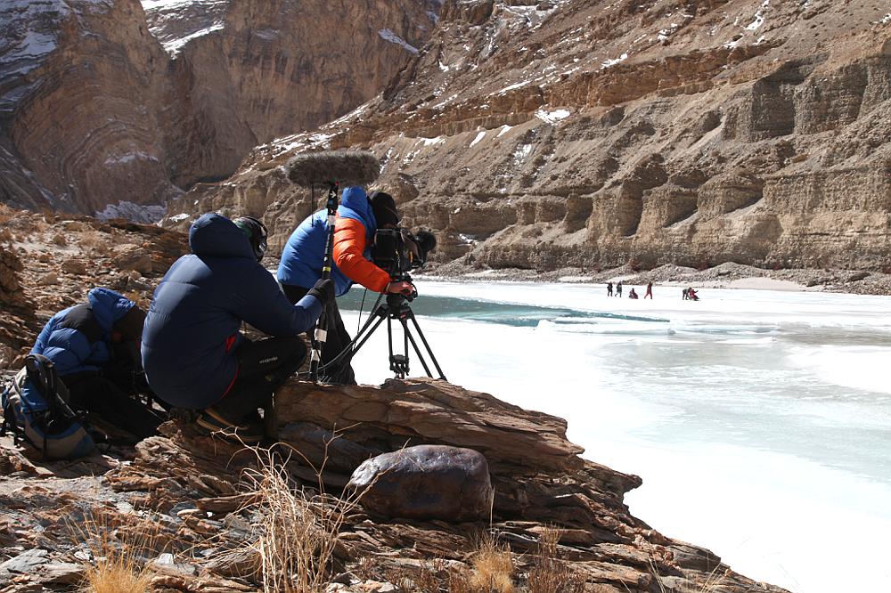 Najbardziej Niebezpieczne Drogi Do Szkoły Najbardziej niebezpieczne drogi do szkoły (1) - serial dokumentalny