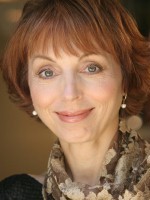 Nancy Linari