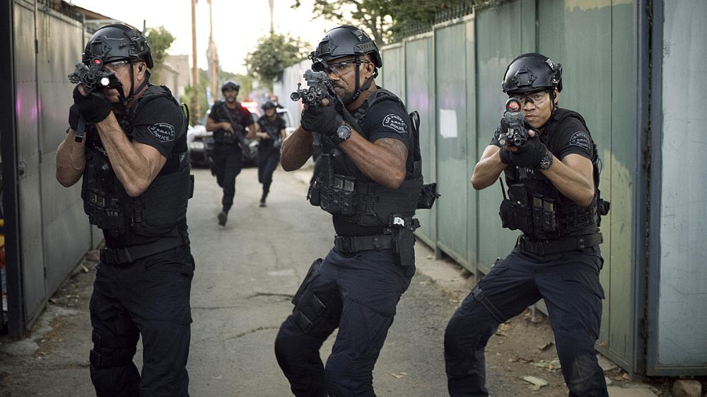 S.W.A.T. 2 (2) - serial sensacyjny
